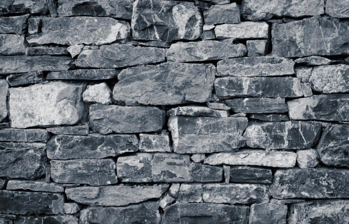 come costruire un muro di pietra fai da te